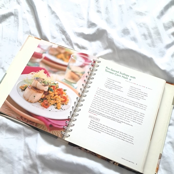 Weight Watchers All-Time Favorites Cookbook - Picture 6 of 8